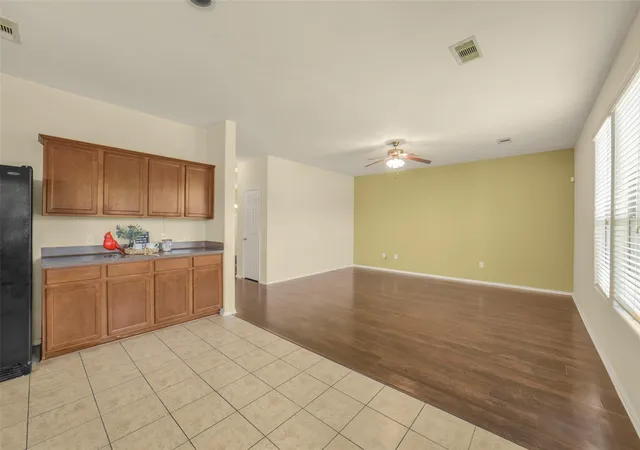 Photo 3 of Single family home for sale at 8114 Yaupon View Dr, Cypress, TX 77433 | MLS# 15153569 | Listing updated on 2026-09-10