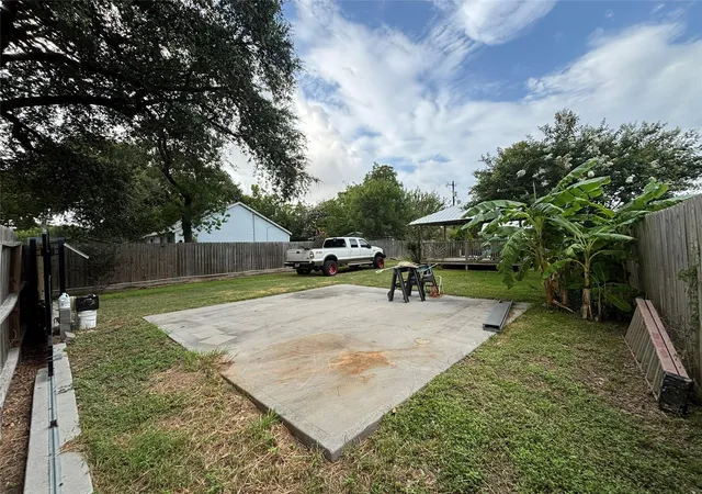 30th image of 2213 1st Ave N, Texas City, TX 77590 | MLS# 42526860