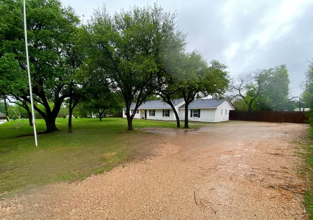 2nd image of 1012 Winding Rd, College Station, TX 77840 | MLS# 23150509