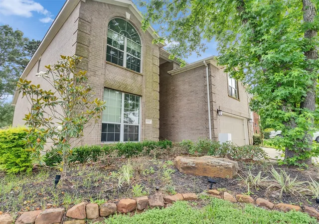 Photo 3 of Single family home for sale at 8514 Sports Hvn Dr, Humble, TX 77346 | MLS# 37911105 | Listing updated on 2026-08-27