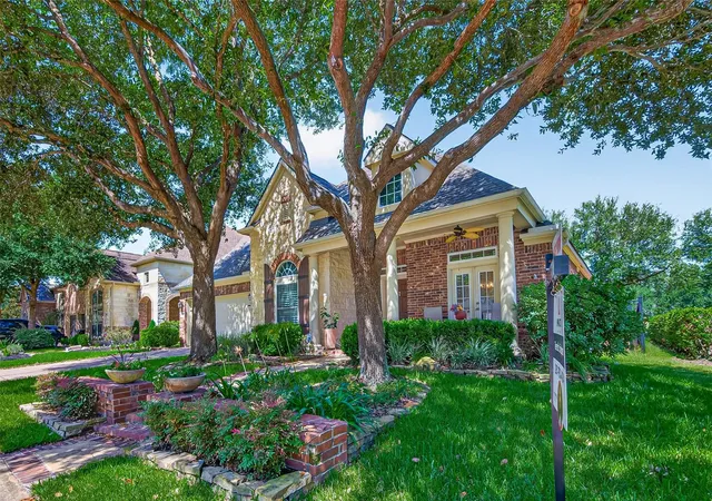 Photo 4 of Sale Pending at 12019 Fullers Grant Ct, Cypress, TX 77433 | MLS# 94586709 | Listing updated on 2026-08-28