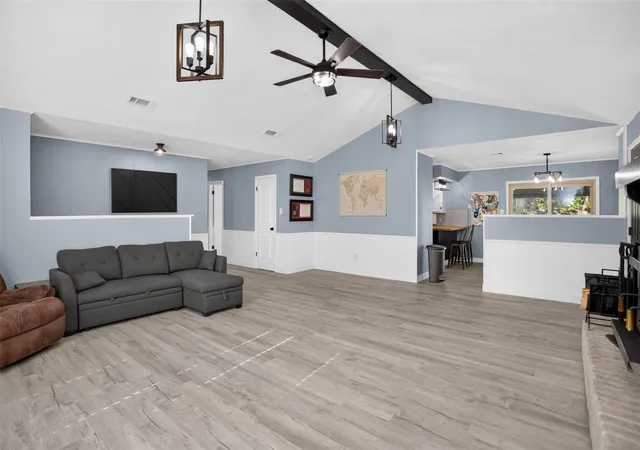 4th image of 108 Ridgewood St, Lufkin, TX 75904 | MLS# 80158668