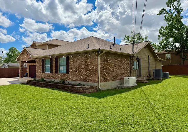 Photo 2 of Single family home for sale at 14110 Brownsville St, Houston, TX 77015 | MLS# 10693303 | Listing updated on 2026-08-29