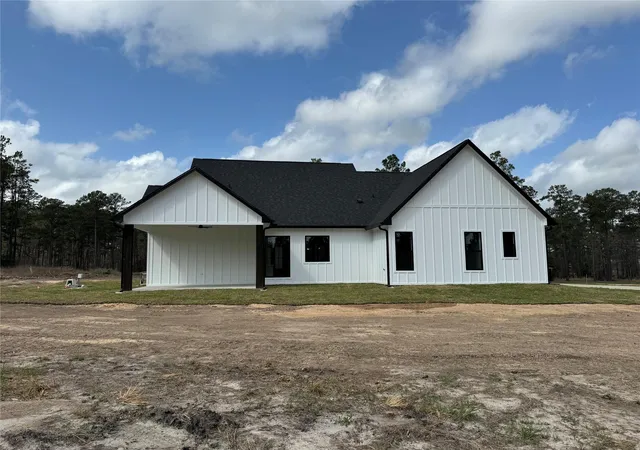 Homes for sale in Brookeland, TX | 780 Private Road 6026, Brookeland, TX 75931 | MLS# 89787642