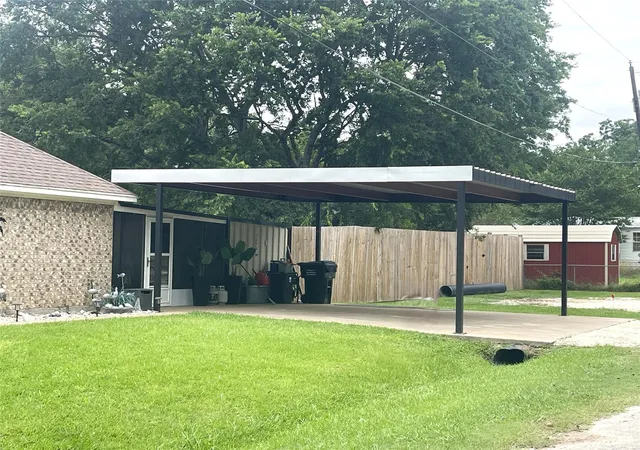 Homes for sale in Teague, TX | 1209 China St, Teague, TX 75860 | MLS# 77202443