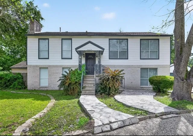 Photo 1 of Single family home for sale at 16219 Amcreek Rd, Houston, TX 77068 | MLS# 55168501 | Listing updated on 2026-07-24
