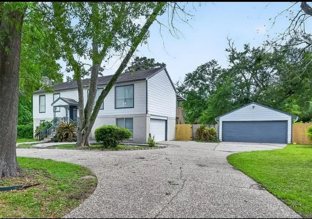 Photo 2 of Single family home for sale at 16219 Amcreek Rd, Houston, TX 77068 | MLS# 55168501 | Listing updated on 2026-07-24