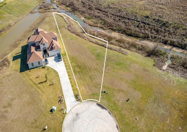 Photo 3 of Land for sale at 10 Waterstone Ct, Montgomery, TX 77356 | MLS# 88434942 | Listing updated on 2026-06-13