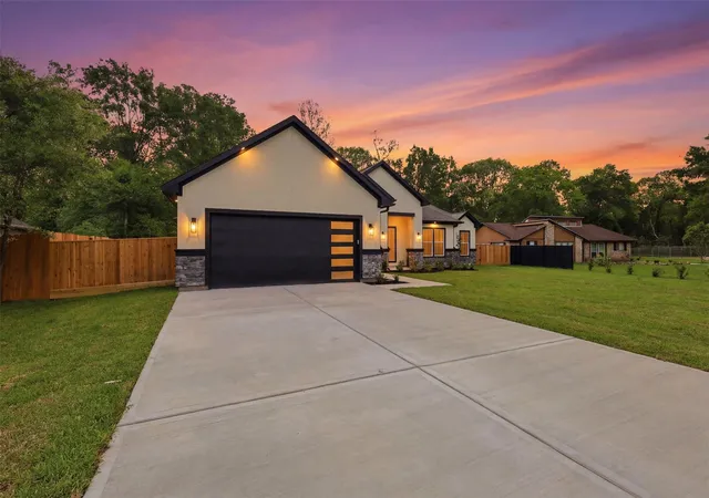 Homes for sale in Roman Forest, TX | 2638 Fountain View St, Roman Forest, TX 77357 | MLS# 62535351