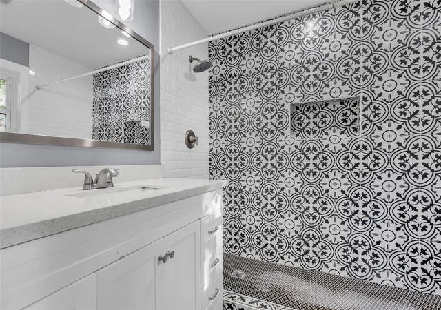 3rd image of 6930 Neff St, Houston, TX 77074 | MLS# 30985198