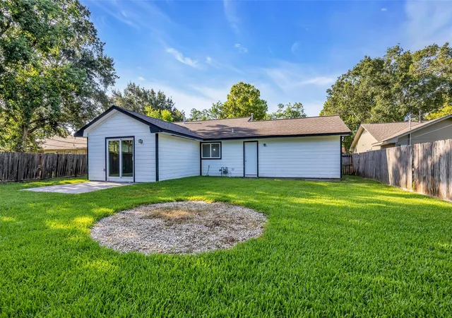 4th image of 6930 Neff St, Houston, TX 77074 | MLS# 30985198