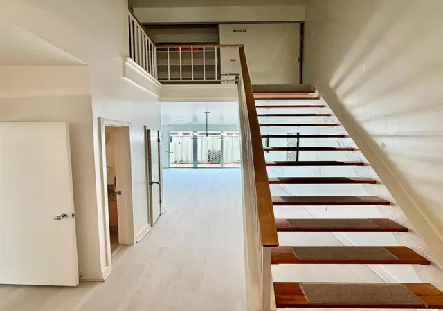 3rd image of 5878 Valley Forge Dr #149, Houston, TX 77057 | MLS# 52183993
