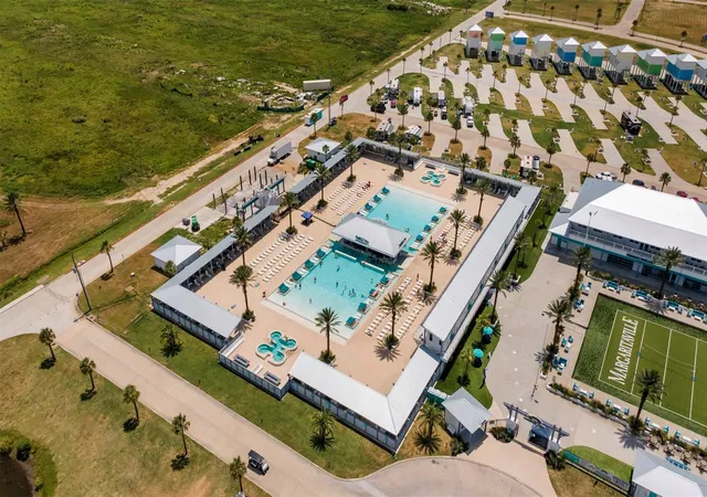 Photo 2 of Land for sale at 732 Seaside Dr, Crystal Beach, TX 77650 | MLS# 76612292 | Listing updated on 2026-08-27