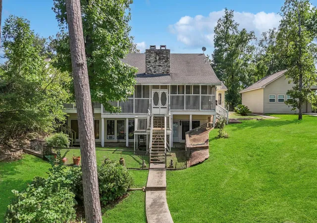 1st image of 618 Palmetto Dr, Livingston, TX 77351 | MLS# 28388345