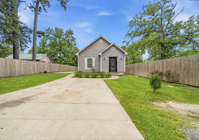 1st image of 191 Burch Rd, Shepherd, TX 77371 | MLS# 14242770