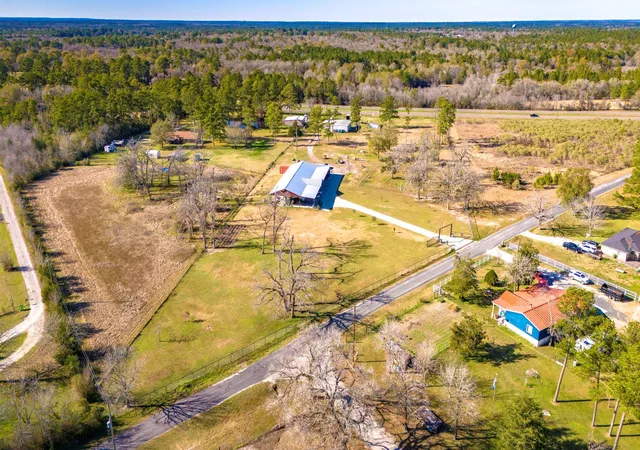Photo 1 of Single family home for sale at 34 Julia Justice Rd, Huntsville, TX 77320 | MLS# 54680272 | Listing updated on 2026-09-13