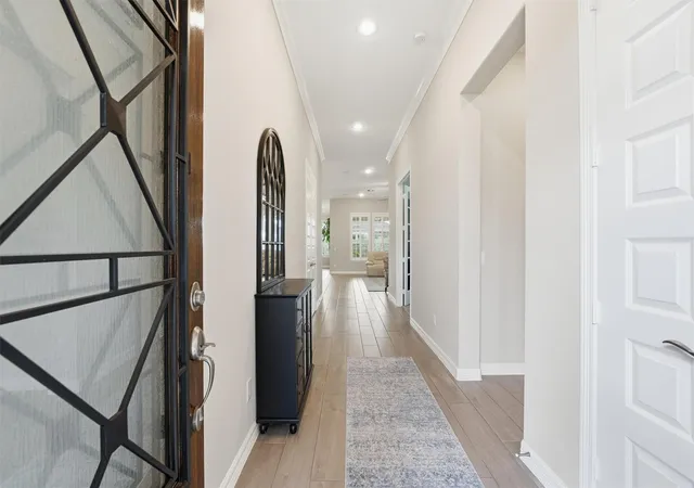 Photo 3 of Sale Pending at 3411 Dover Valley Dr, Houston, TX 77059 | MLS# 20892904 | Listing updated on 2026-09-18