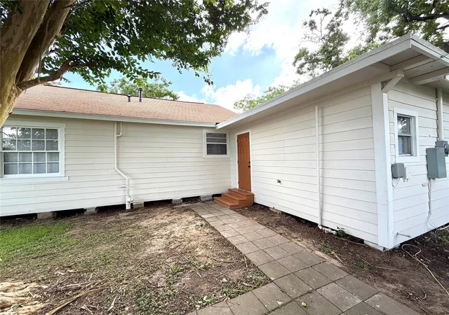 Homes for sale in Freeport, TX | 1410 N Gulf Blvd, Freeport, TX 77541 | MLS# 46909963