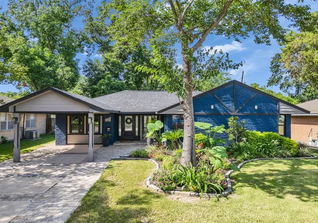 2nd image of 5402 Libbey Ln, Houston, TX 77092 | MLS# 12021019