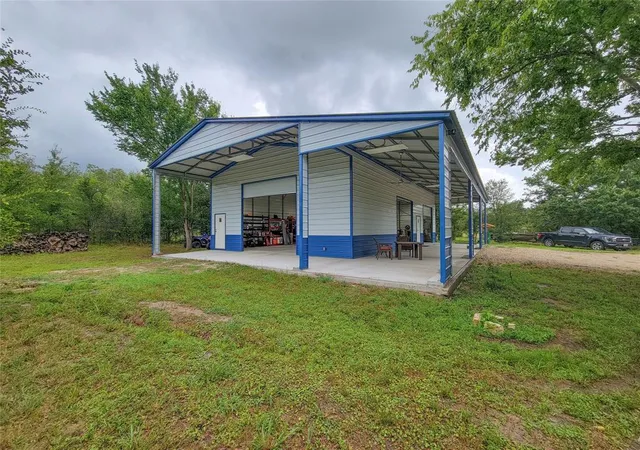 3rd image of 403 Beaver Lndg, Caldwell, TX 77836 | MLS# 29293294