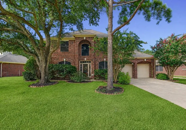Photo 1 of Single family home for sale at 4702 Debras Tr Ln, Katy, TX 77450 | MLS# 10233625 | Listing updated on 2026-09-16