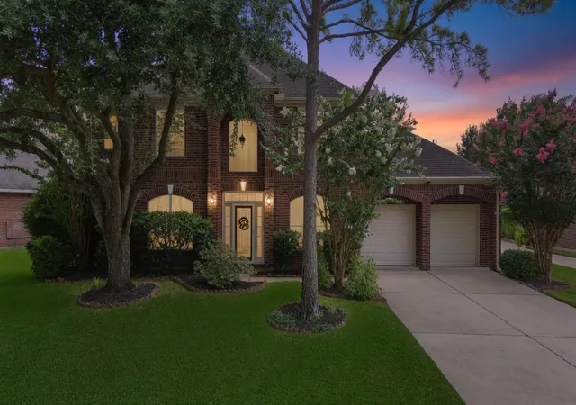 Photo 2 of Single family home for sale at 4702 Debras Tr Ln, Katy, TX 77450 | MLS# 10233625 | Listing updated on 2026-09-16