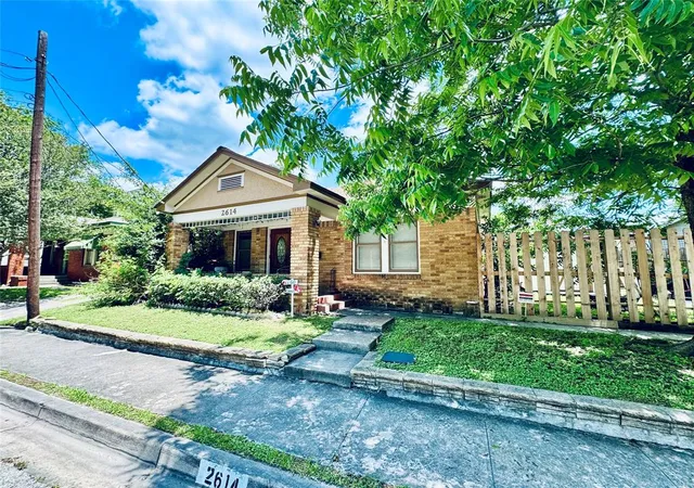 1st image of 2614 Beauchamp St, Houston, TX 77009 | MLS# 16730047