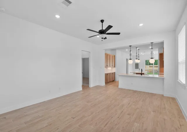 Photo 4 of Single family home for sale at 12861 Meadow Wind Way, Conroe, TX 77302 | MLS# 43162872 | Listing updated on 2026-08-30
