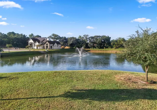 2nd image of 21803 Red Oak View Court, Tomball, TX 77375 | MLS# 38159786