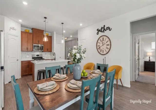 Photo 4 of Single family home for sale at 340 Honey Mesquite Path, Willis, TX 77318 | MLS# 60295857 | Listing updated on 2026-09-16