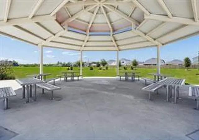 Photo 3 of Single family home for sale at 207 Olympic Harbor Dr, Crosby, TX 77532 | MLS# 67666676 | Listing updated on 2026-09-02