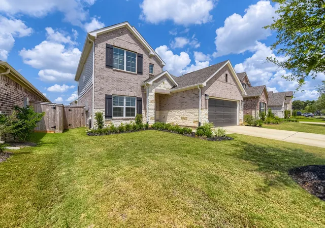 Photo 3 of Single family home for sale at 21311 Mountain Haya Trl, Tomball, TX 77377 | MLS# 10985616 | Listing updated on 2026-09-08