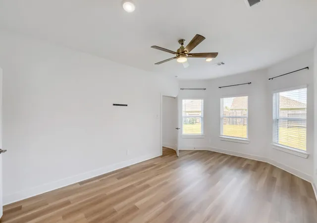 Photo 4 of Single family home for sale at 21311 Mountain Haya Trl, Tomball, TX 77377 | MLS# 10985616 | Listing updated on 2026-09-08