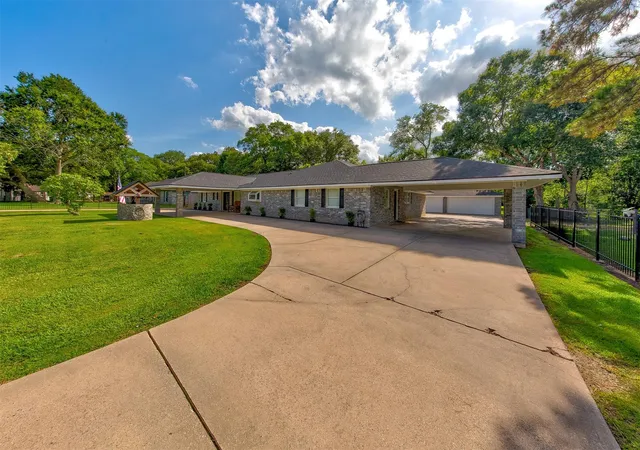 2nd image of 4710 Sylvia Lane, Manvel, TX 77578 | MLS# 36712493