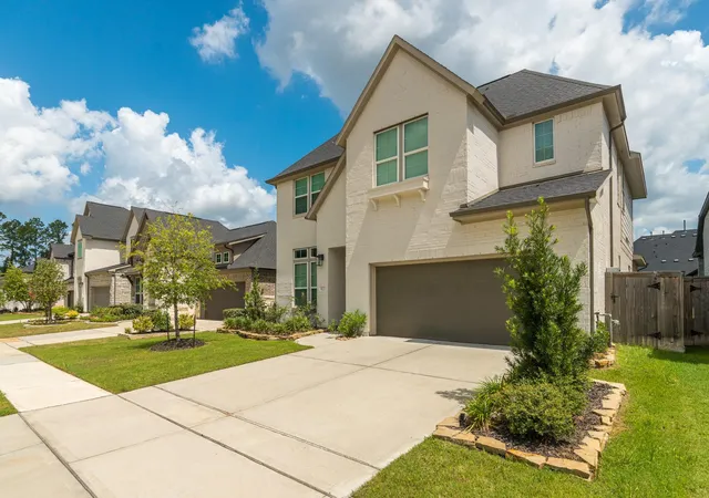 2nd image of 9222 Fury Landing Ln, Tomball, TX 77375 | MLS# 88369972