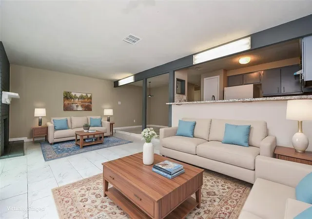 Photo 3 of Townhouse for sale at 12569 Wellington Park Dr, Houston, TX 77072 | MLS# 65419553 | Listing updated on 2026-08-10