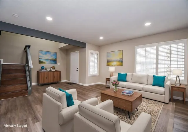 Photo 4 of Townhouse for sale at 12569 Wellington Park Dr, Houston, TX 77072 | MLS# 65419553 | Listing updated on 2026-08-10