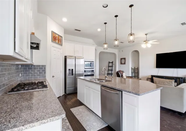 3rd image of 3118 Frost Corner Pl, Richmond, TX 77406 | MLS# 40696927