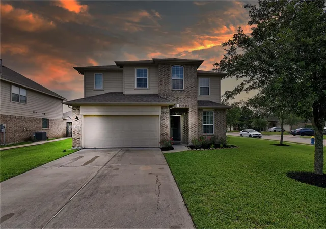 Photo 1 of Single family home for sale at 9919 Silver Terrace Dr, Rosharon, TX 77583 | MLS# 37891929 | Listing updated on 2026-09-10