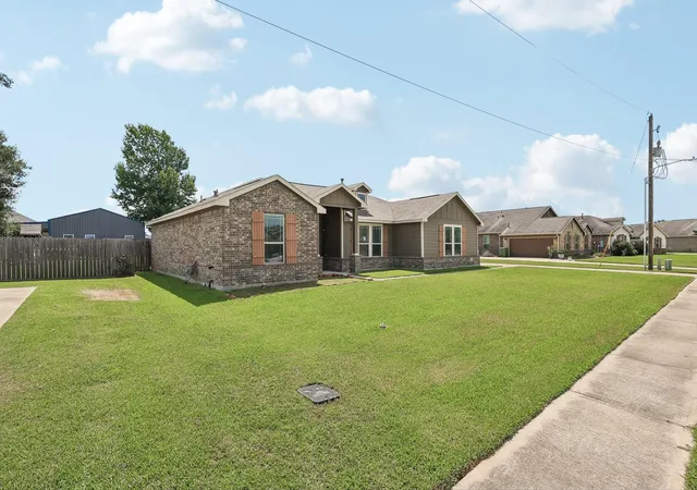 Homes for sale in Dayton, TX | 100 Jessica Dr, Dayton, TX 77535 | MLS# 20873492
