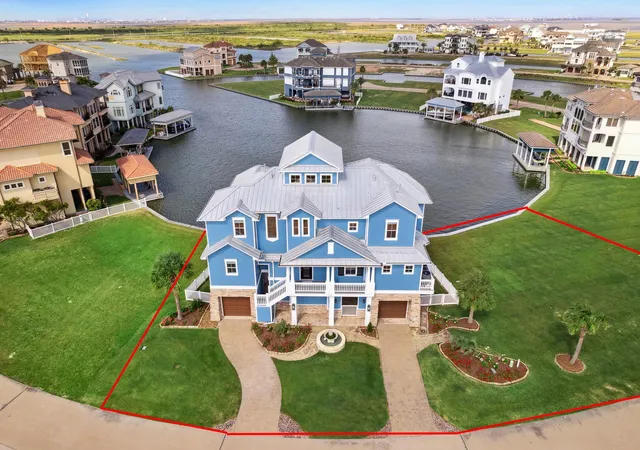 Photo 2 of Sale Pending at 12 Big Torch, Hitchcock, TX 77563 | MLS# 73109274 | Listing updated on 2026-09-08