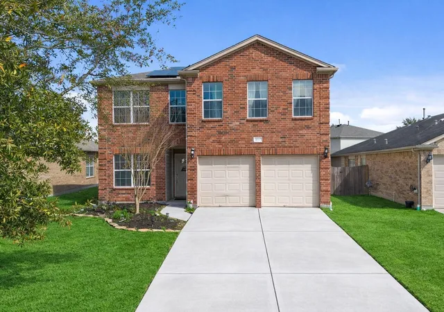 Homes for sale in Houston, TX | 2712 Woodspring Acres Dr, Houston, TX 77345 | MLS# 97653432