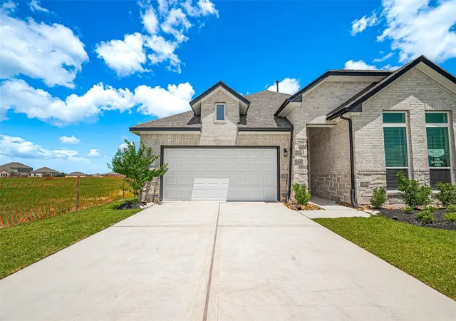 2nd image of 2702 Ballast Green Dr, Texas City, TX 77568 | MLS# 39405737