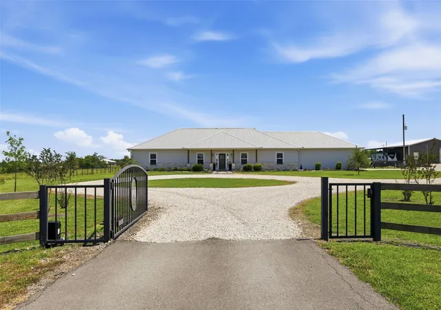 1st image of 5330 Indian Trail Ln, Brenham, TX 77833 | MLS# 52328930