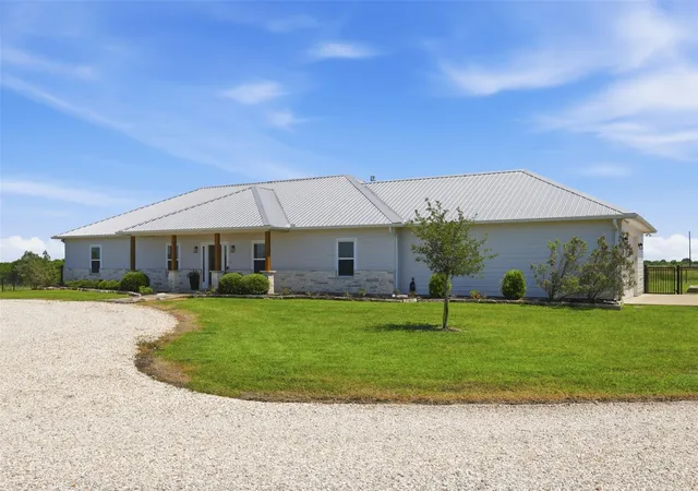 2nd image of 5330 Indian Trail Ln, Brenham, TX 77833 | MLS# 52328930