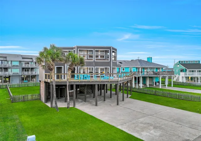 Photo 1 of Single family home for sale at 17614 Glei, Galveston, TX 77554 | MLS# 37292127 | Listing updated on 2026-07-04