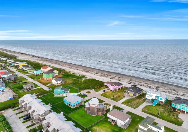 Photo 3 of Single family home for sale at 17614 Glei, Galveston, TX 77554 | MLS# 37292127 | Listing updated on 2026-07-04