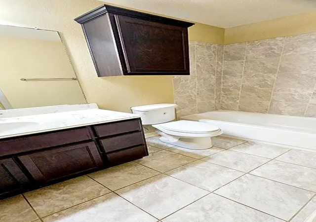 17th image of 8031 E Canyon St, Houston, TX 77051 | MLS# 64501308