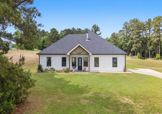 1st image of 10374 St Hwy 204, Cushing, TX 75760 | MLS# 84131238