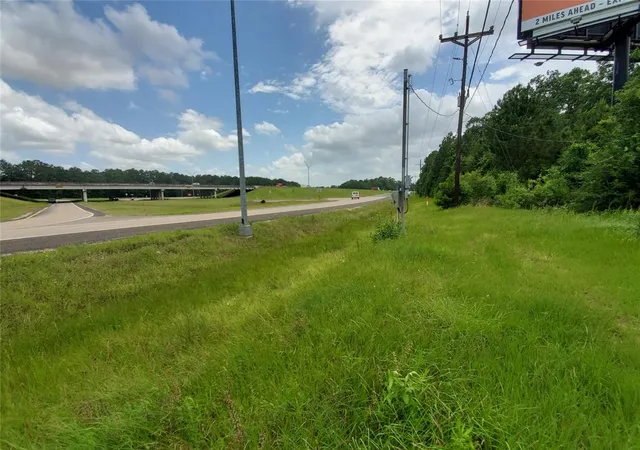 Photo 2 of Land for sale at 475 W Us 59 S Byp, Cleveland, TX 77328 | MLS# 3127337 | Listing updated on 2025-12-05
